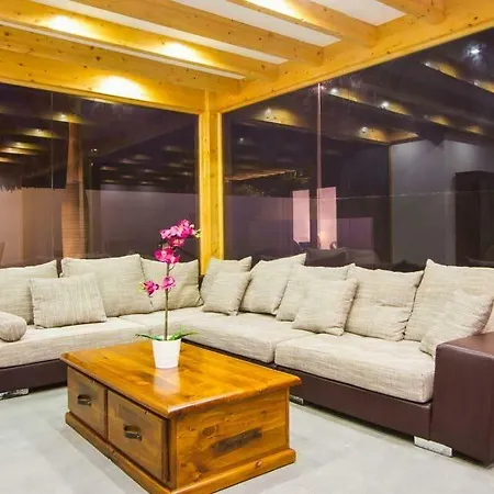 Playa Blanca Sleeps 8 Pool Air Con T803048 Willa Playa Blanca (Lanzarote)